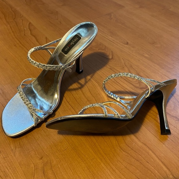 Style & Co. Heels - Picture 2 of 2